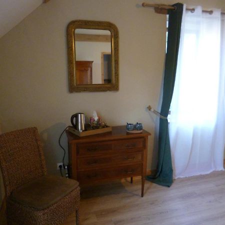 Bed and Breakfast Le Moulin De Cors Oulches Экстерьер фото