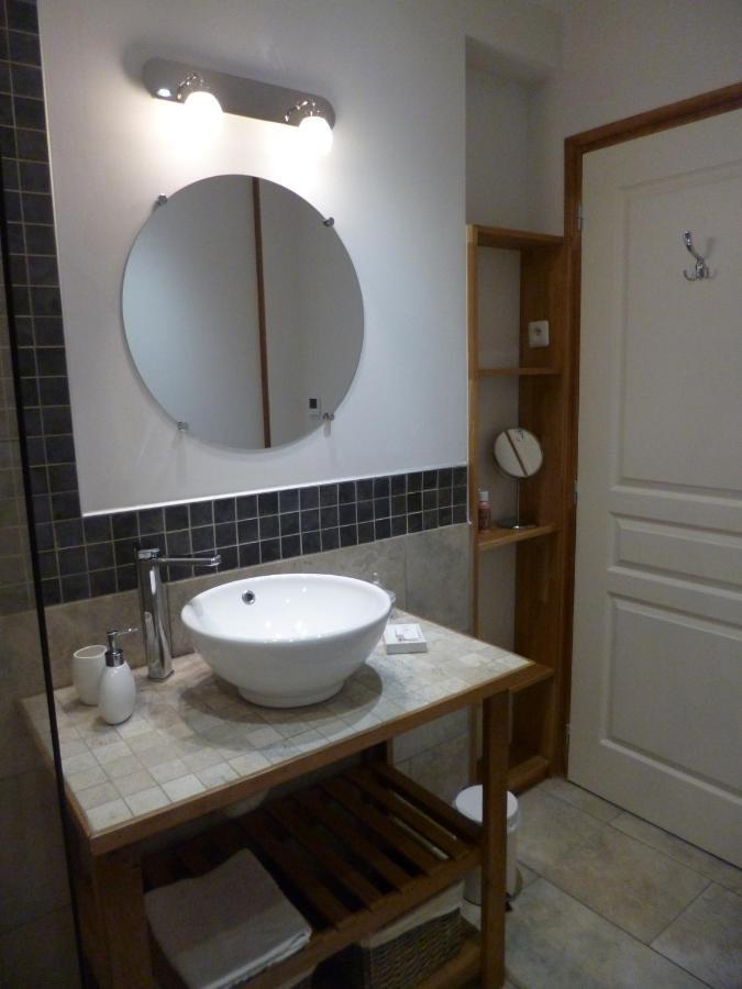 Bed and Breakfast Le Moulin De Cors Oulches Экстерьер фото